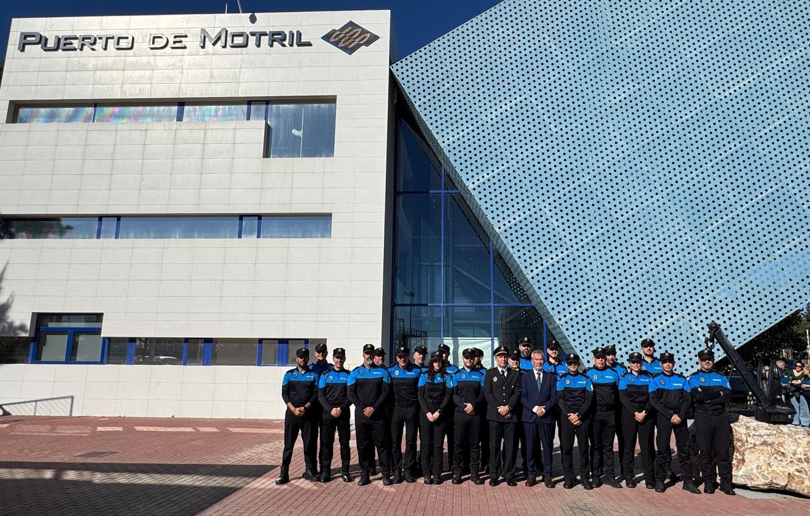 El Puerto de Motril amplia la plantilla de la Policía Portuaria con cuatro - Noticia Puerto de motril